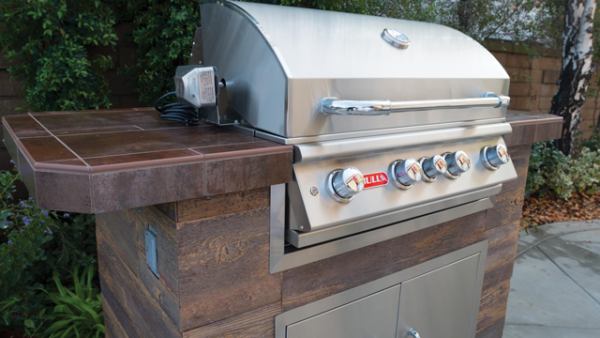 Bull Angus Built-In 4 Burner Gas Barbecue - Image 3